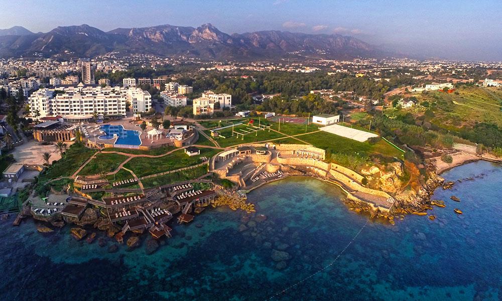 Jasmine Court Hotel & Casino Kyrenia  Exteriör bild