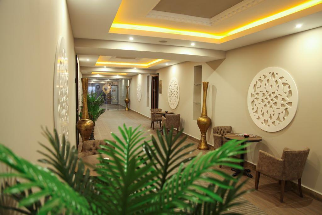 Jasmine Court Hotel & Casino Kyrenia  Exteriör bild