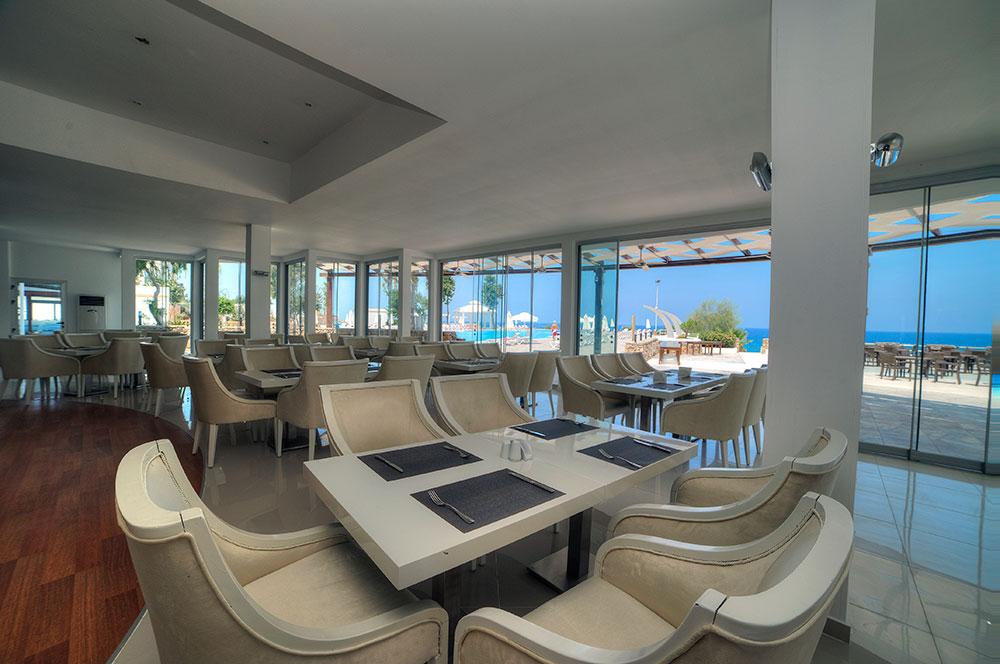 Jasmine Court Hotel & Casino Kyrenia  Exteriör bild